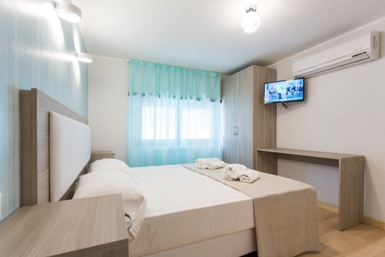 LUCIANO LATERANI GUEST HOUSE 21