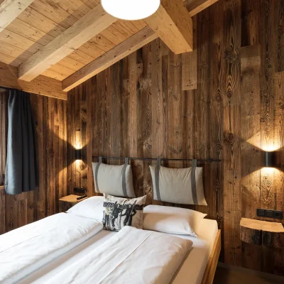 60sqaure Lodges 1