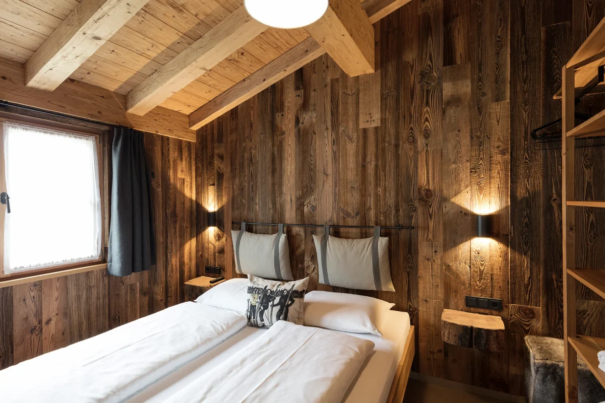 60sqaure Lodges 1