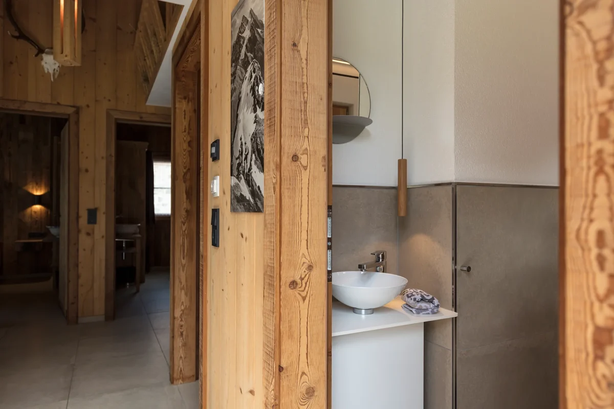 60sqaure Lodges 14