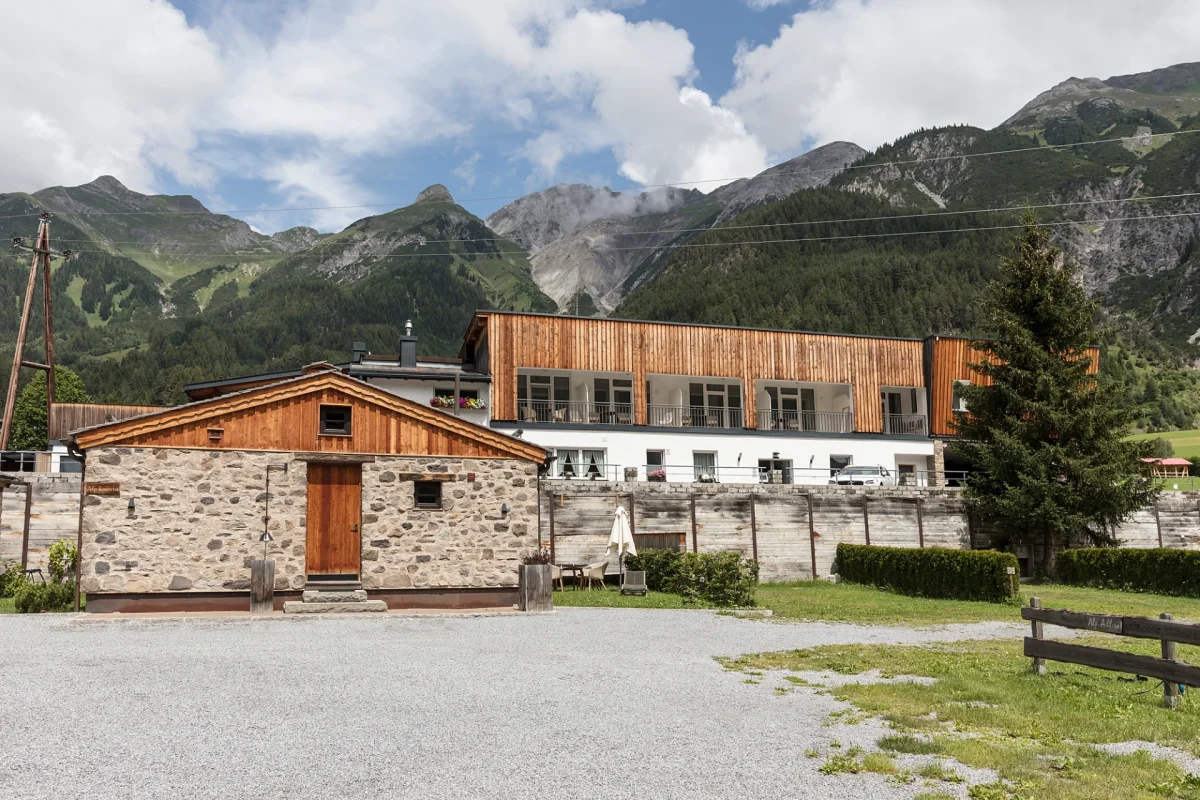 60sqaure Lodges 16