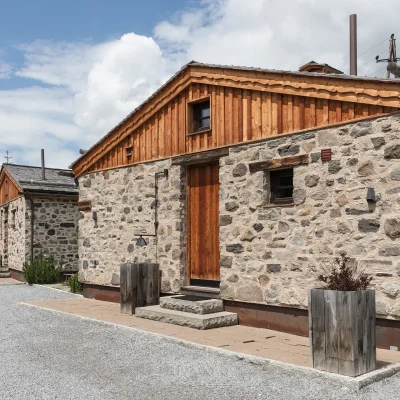60sqaure Lodges 19