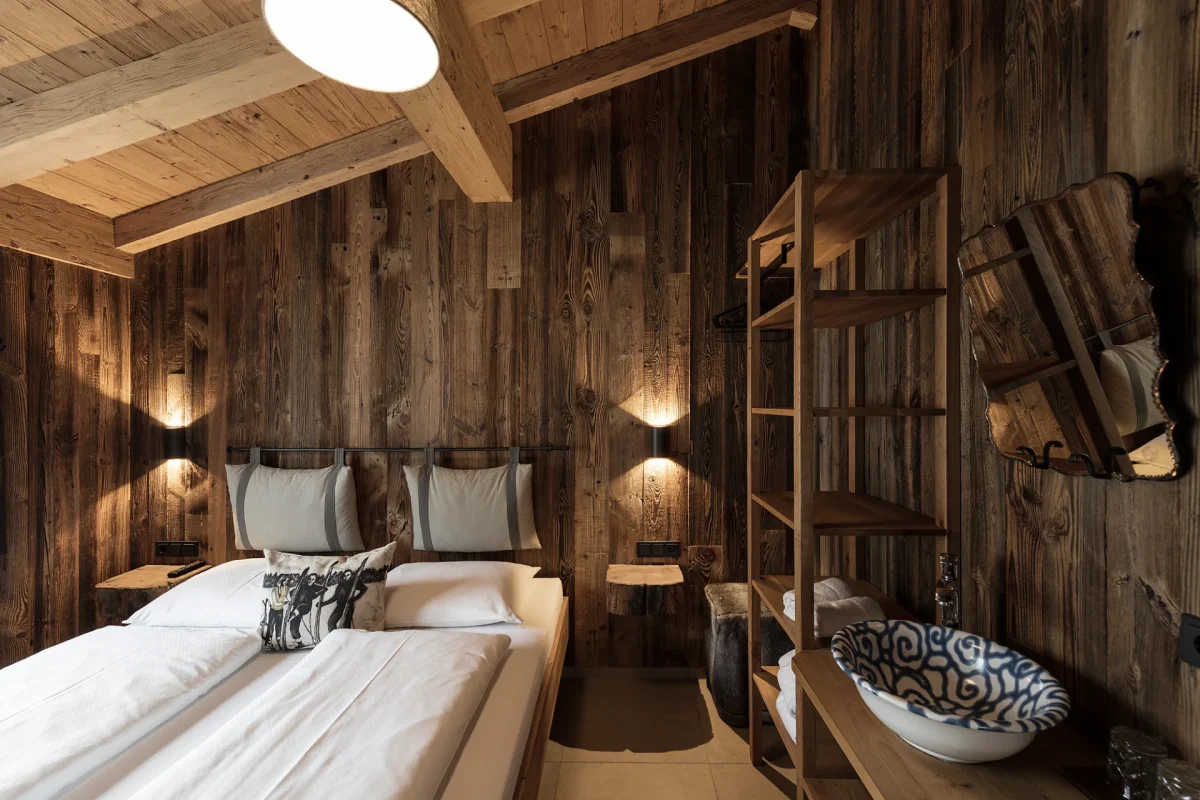 60sqaure Lodges 2
