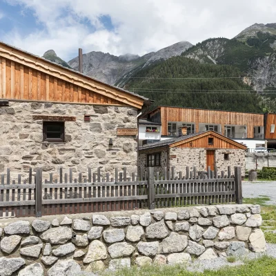 60sqaure Lodges 22
