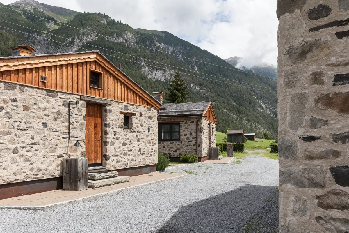 60sqaure Lodges 23