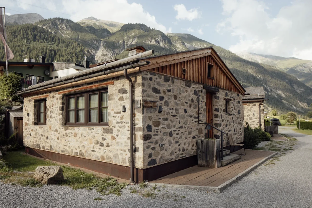 60sqaure Lodges 25
