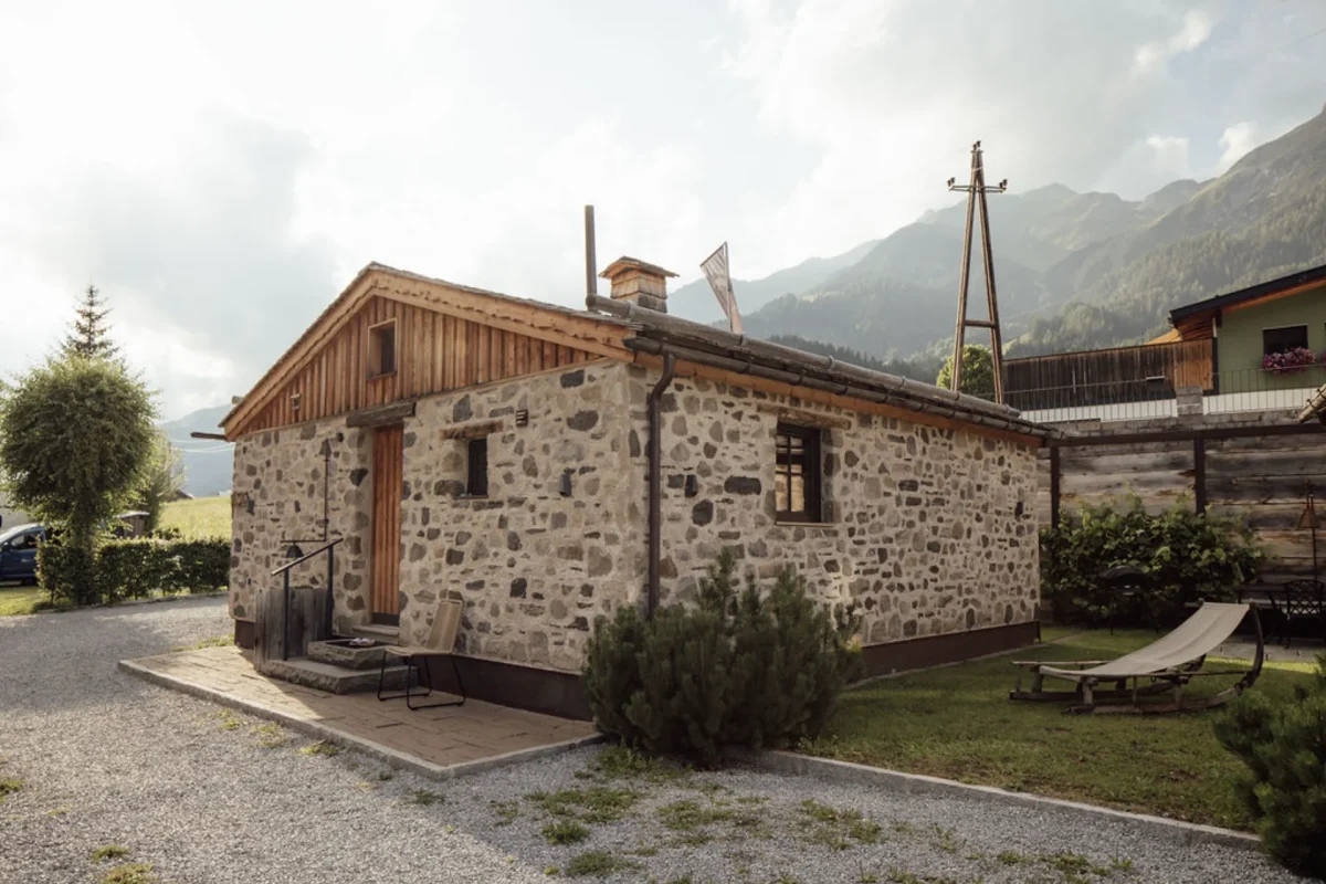 60sqaure Lodges 27