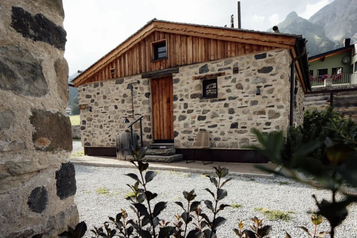60sqaure Lodges 30