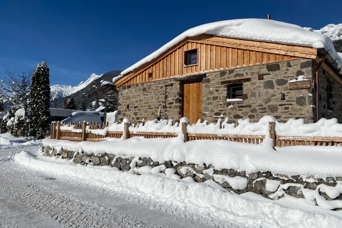 60sqaure Lodges 60