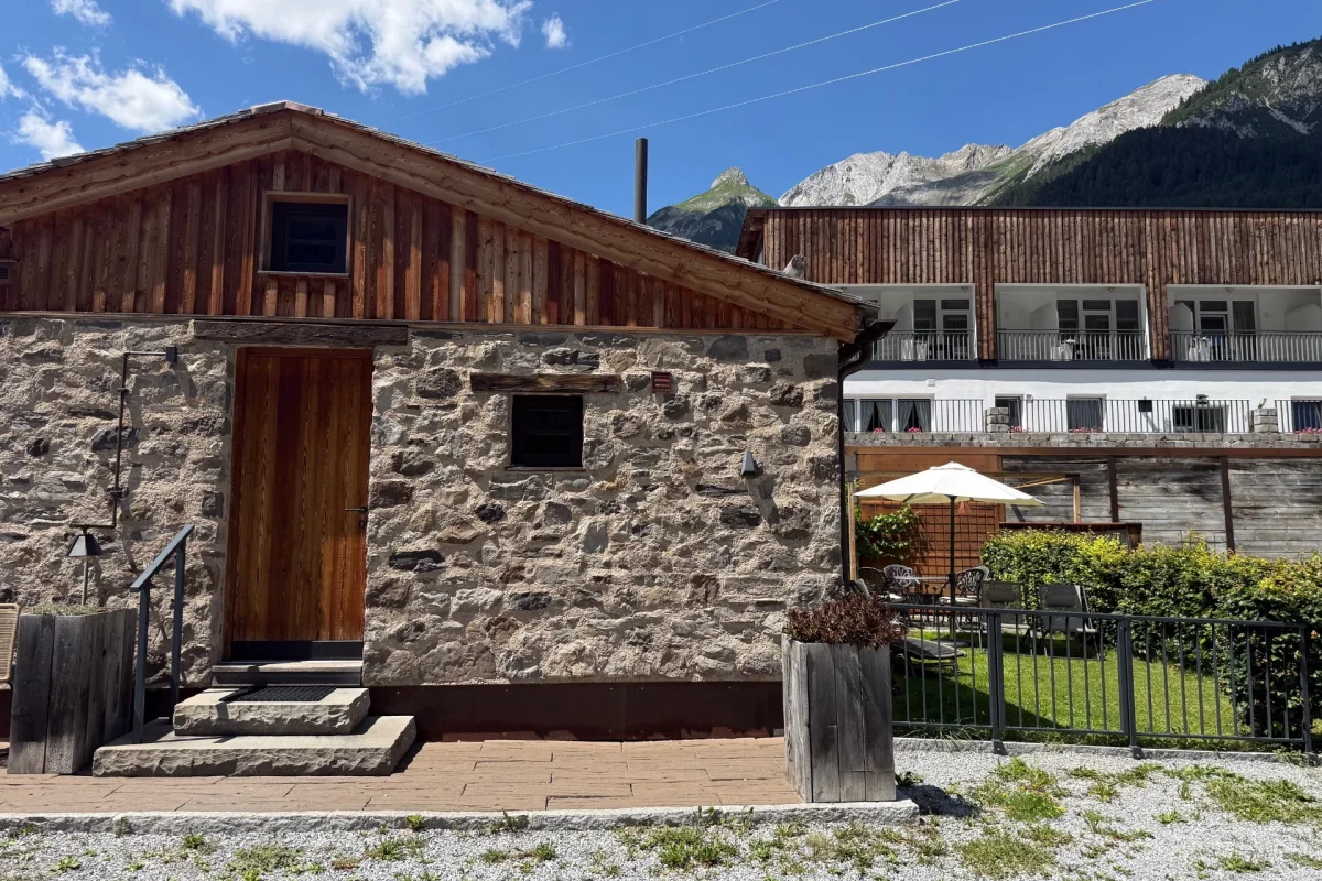 60sqaure Lodges 63
