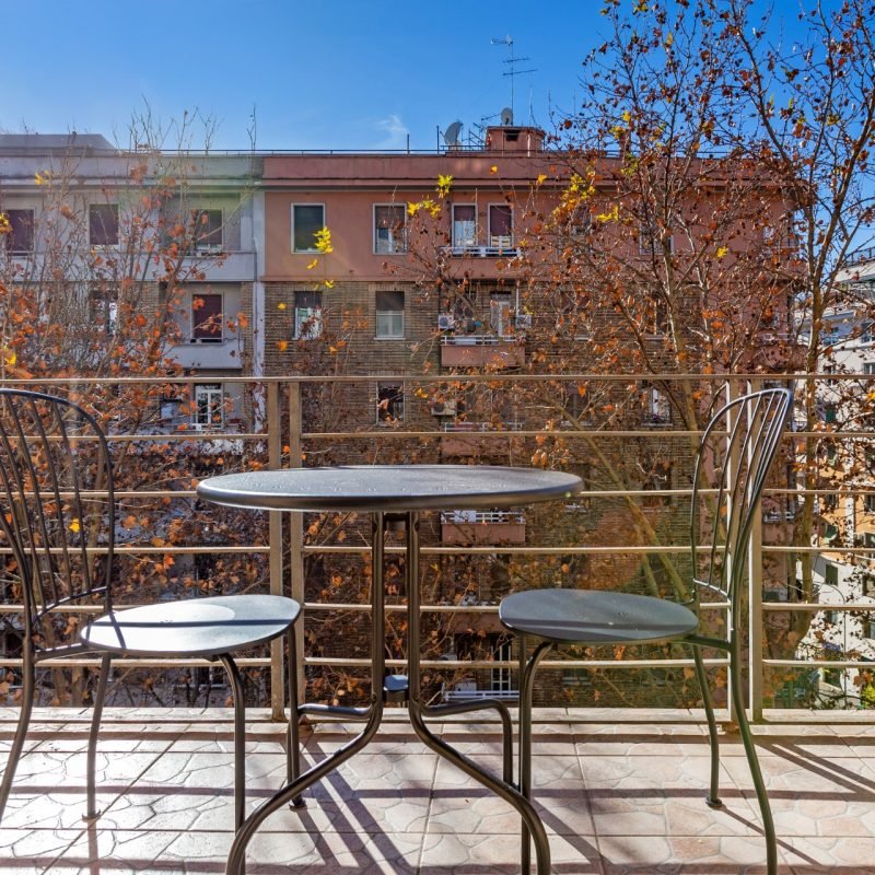 LUCIANO COLOSSEO APARTMENT 9
