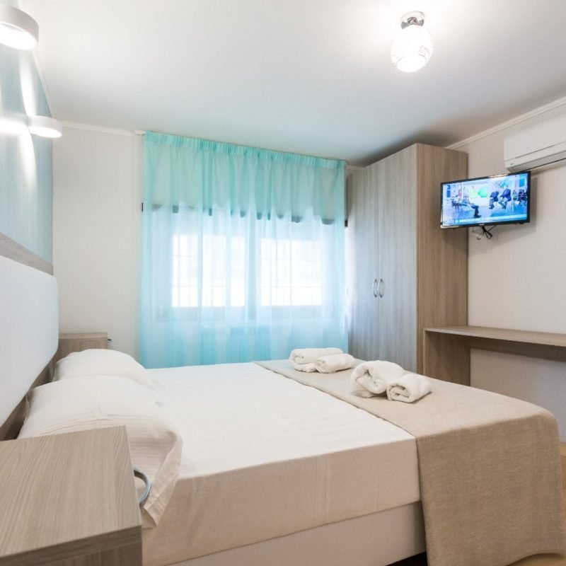 LUCIANO LATERANI GUEST HOUSE 21
